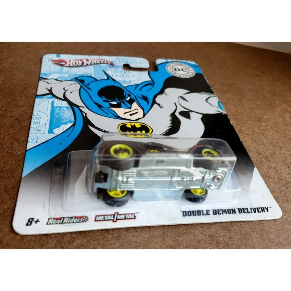 2011 Hot Wheels DOUBLE DEMON DELIVERY Black Pop Culture DC Comics 1:64 RR-5SP
